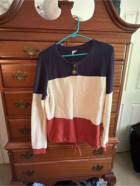 No Boundaries Colorblock Navy Cream Rust Waffle Knit Top